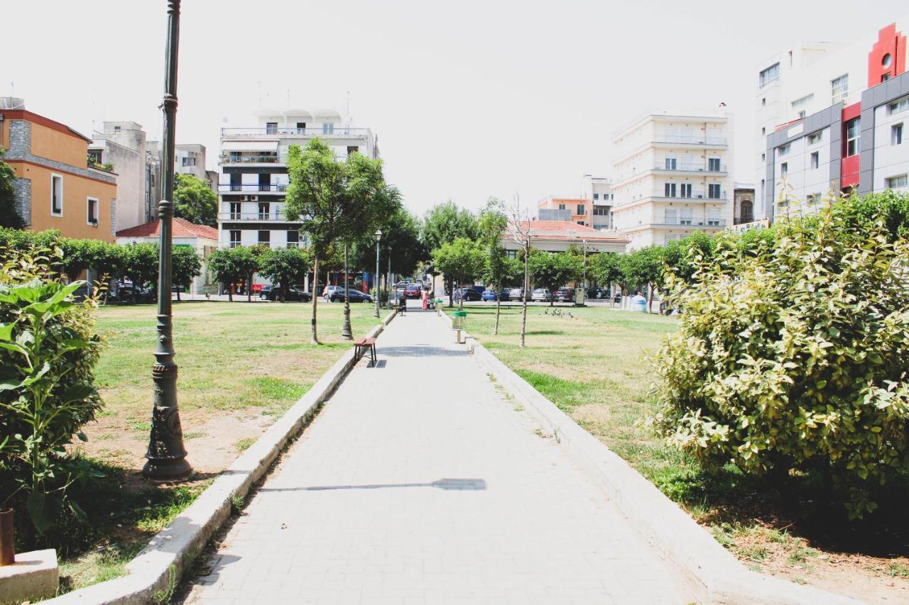 Sunlight - Volos City Center Spacious Modern Apartments Buitenkant foto